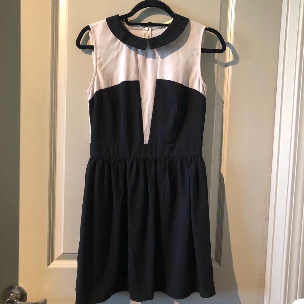 GIANNI BINI Tan and Black Business Style Dress - Picture 1 of 7